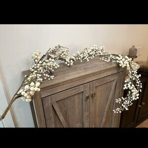 White Berry Garland